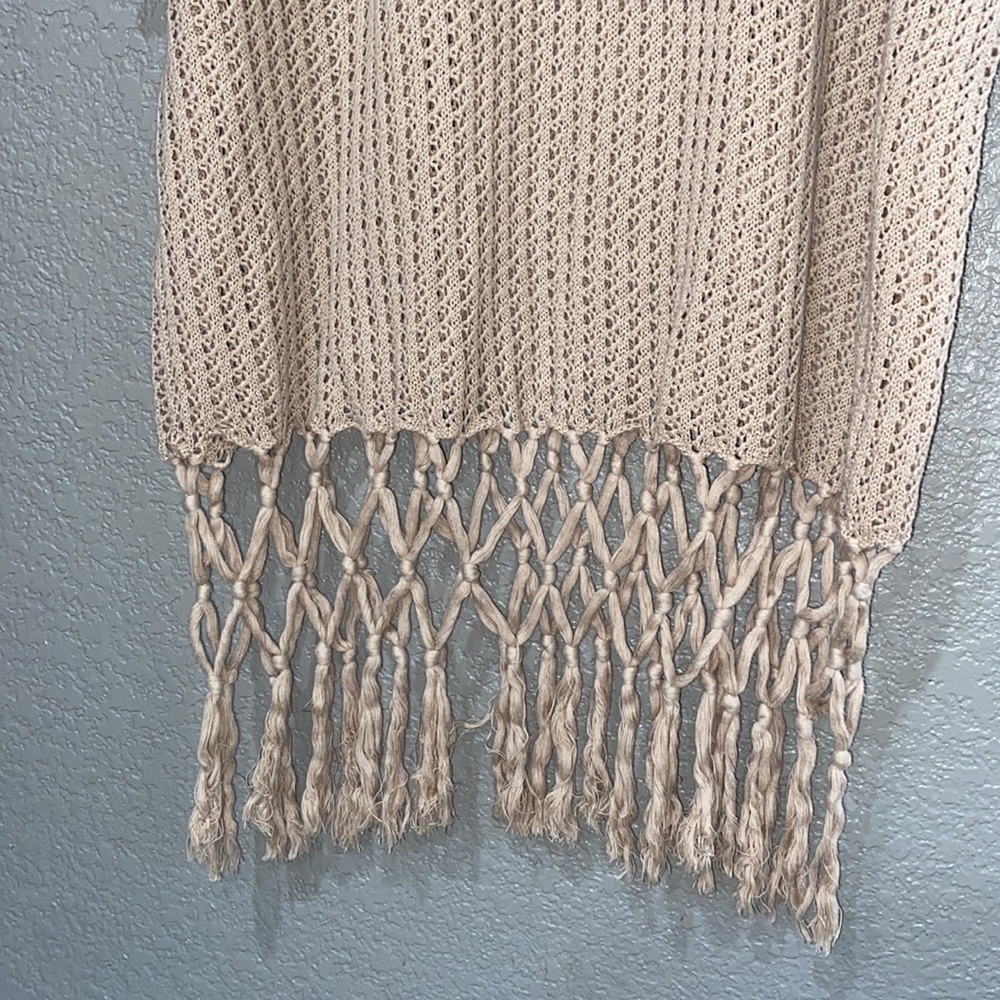 CAbi Fling Sweater crochet fringe poncho size Med - Picture 8 of 9